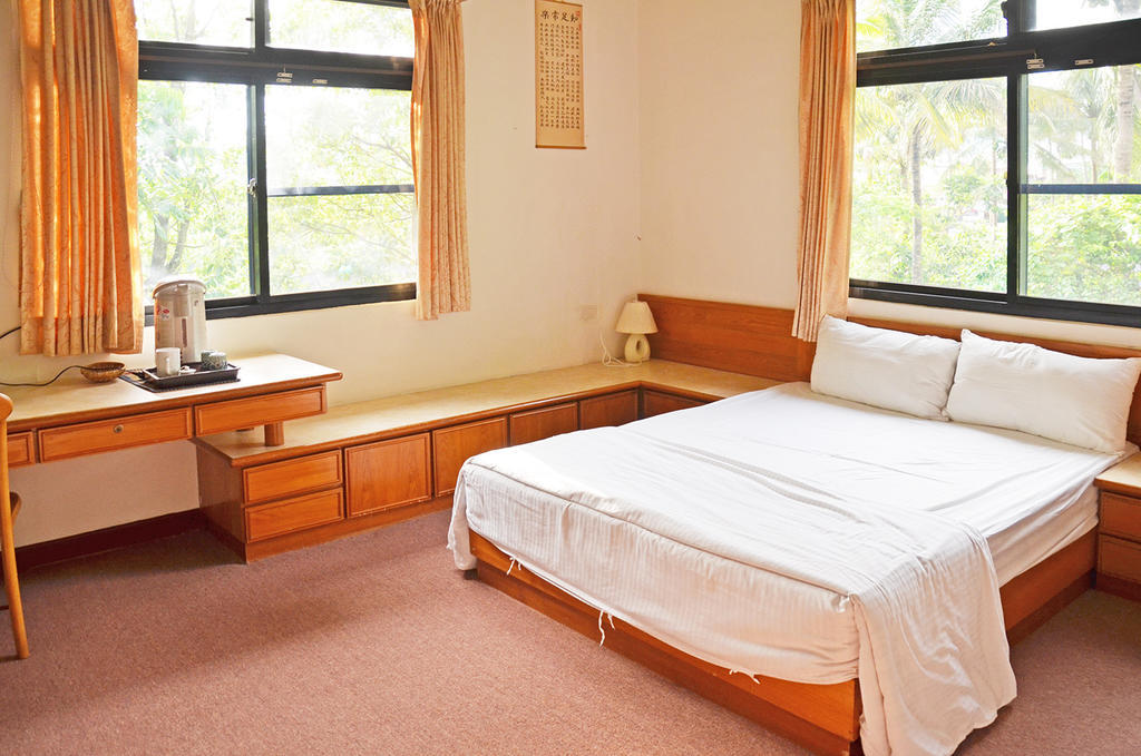 Kaohsiung Meinong Rabbit Paul Homestay B&B Mei-nung Habitación foto