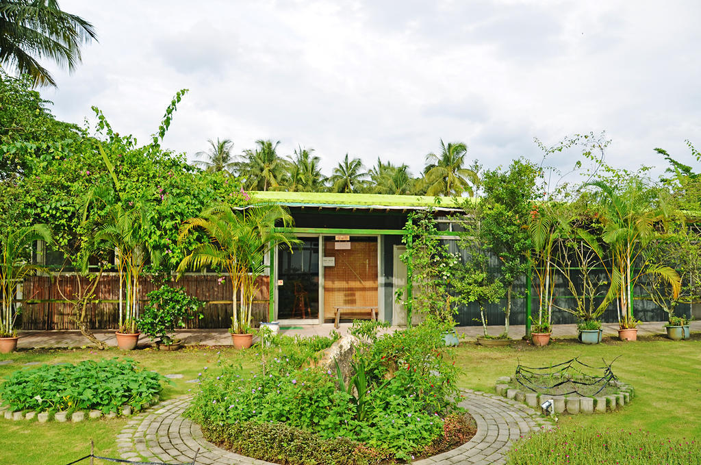 Kaohsiung Meinong Rabbit Paul Homestay B&B Mei-nung Exterior foto